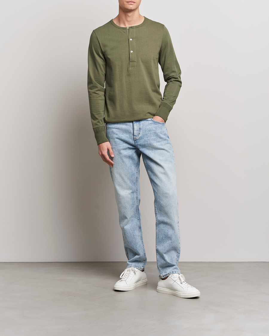 Herren | T-Shirts | Merz b. Schwanen | Classic Organic Cotton Henley Sweater Army