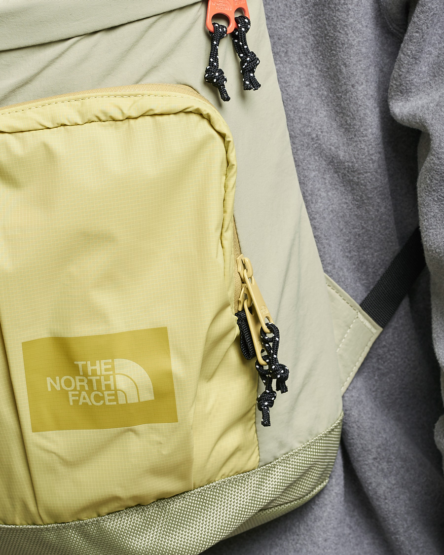 Herren | The North Face Heritage Mountain Day Pack Tea Green | The North Face | Heritage Mountain Day Pack Tea Green