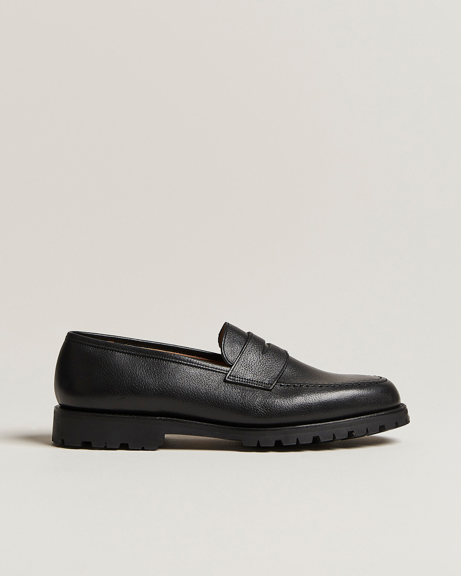 Herren | Crockett & Jones x Tärnsjö Garveri Boston Milled Grain Vibram Cleated Sole Black Calf | Crockett & Jones x Tärnsjö Garveri | Boston Milled Grain Vibram Cleated Sole Black Calf