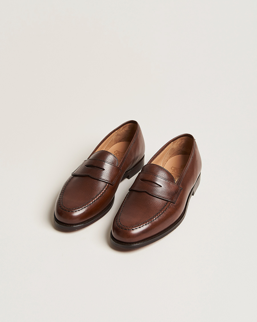 Herren | Handgefertigte Schuhe | Crockett & Jones x Tärnsjö Garveri | Boston Milled Grain Leather Sole Dk Brown Calf