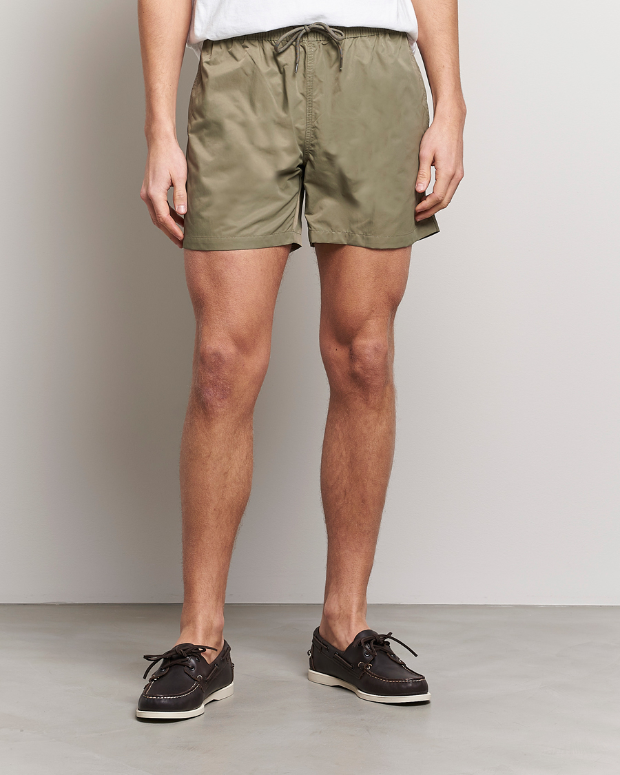 Herren | Badehosen | Colorful Standard | Classic Organic Swim Shorts Dusty Olive