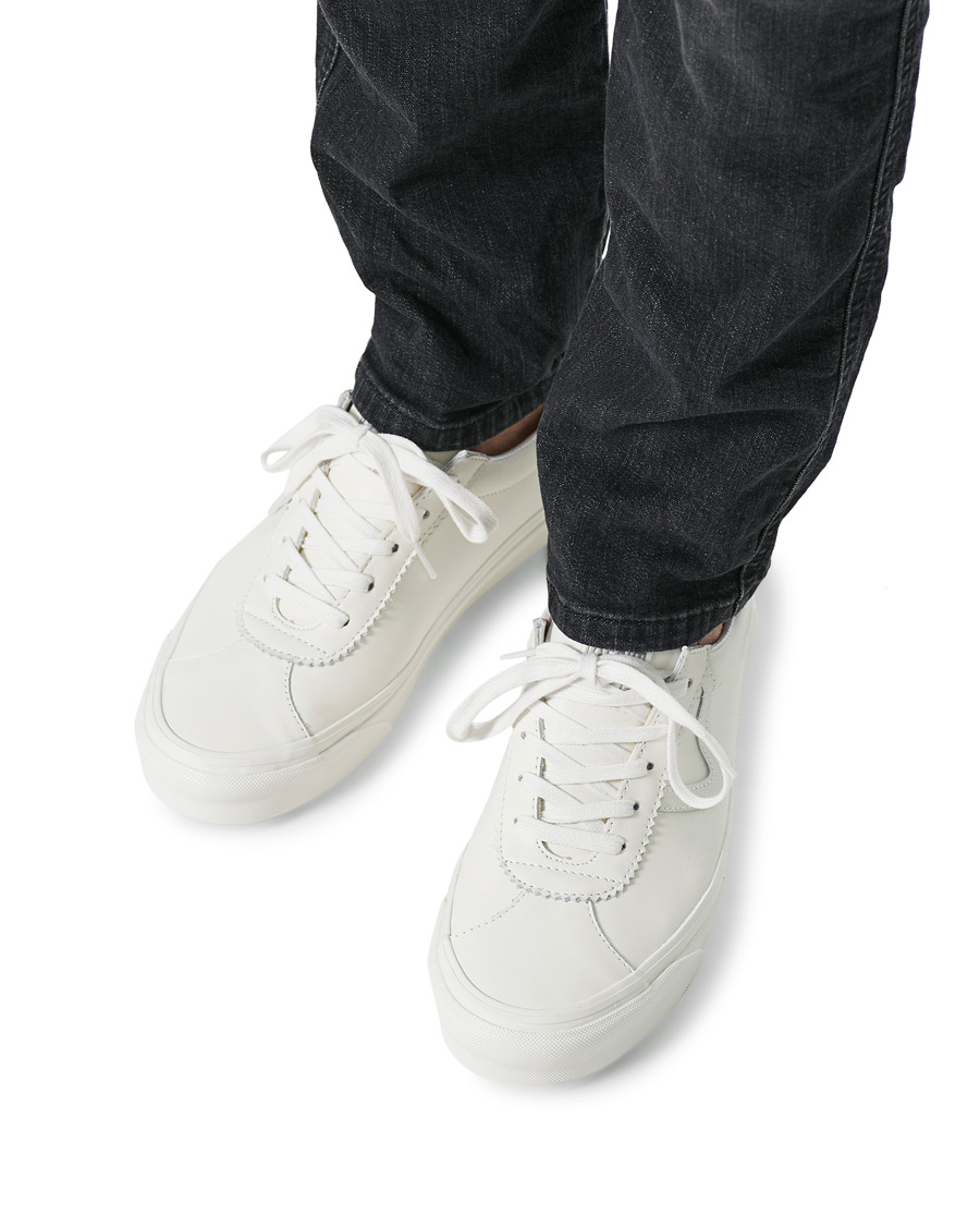 Vans UA 73 DX Sneaker White bei Care of Carl