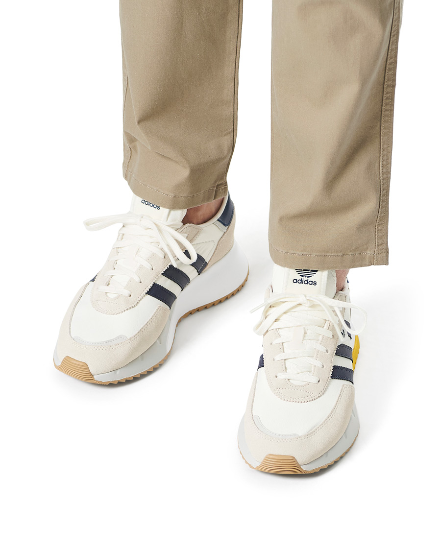 Herren | adidas Originals Retropy F2 Sneaker Offwhite/Shanav | adidas Originals | Retropy F2 Sneaker Offwhite/Shanav