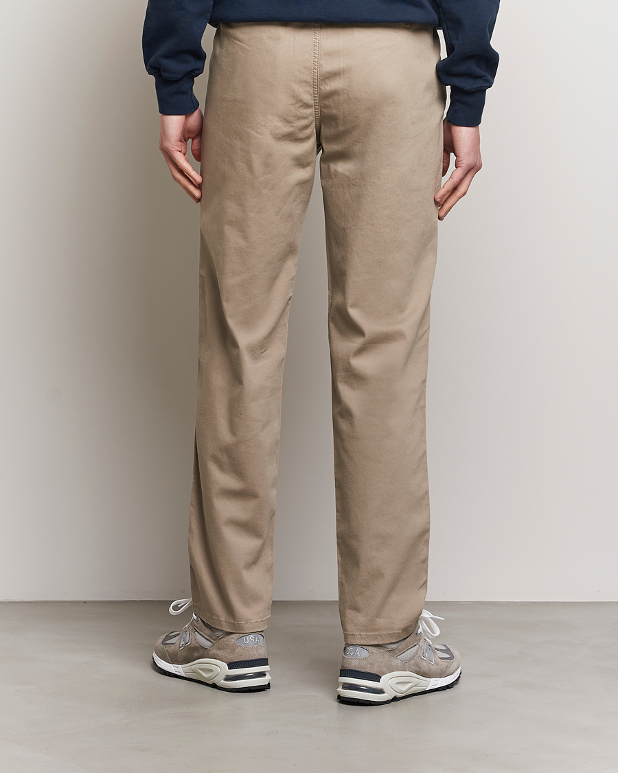 Herren | Hosen | Dockers | Alpha Icon Cotton/Hemp Tapered Chino Timberwolf