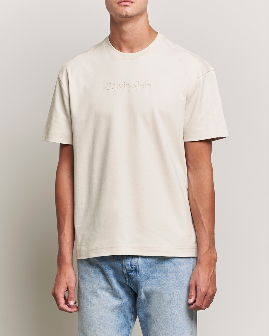 Herren | T-Shirts | Calvin Klein | Debossed Logo Crew Neck Tee Stony Beige