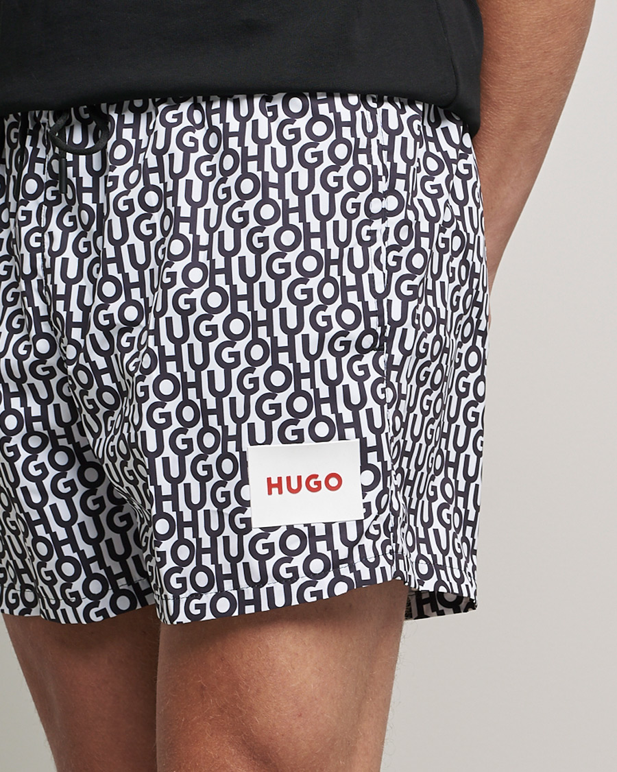 Herren | Badehosen | HUGO | Jago Monogram Logo Swimshorts White