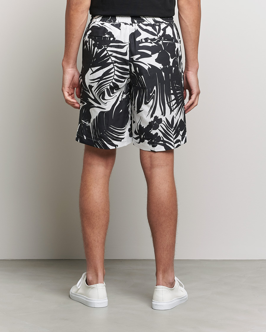 Herren | Shorts | J.Lindeberg | Earl Hibiscus Print Shorts Black/White