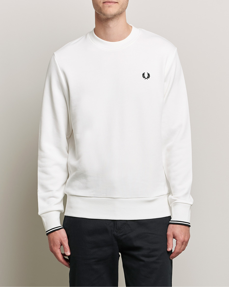 Snow white pullover new arrivals