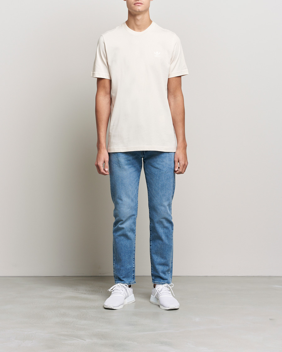 Herren | T-Shirts | adidas Originals | Essential Tee Won White