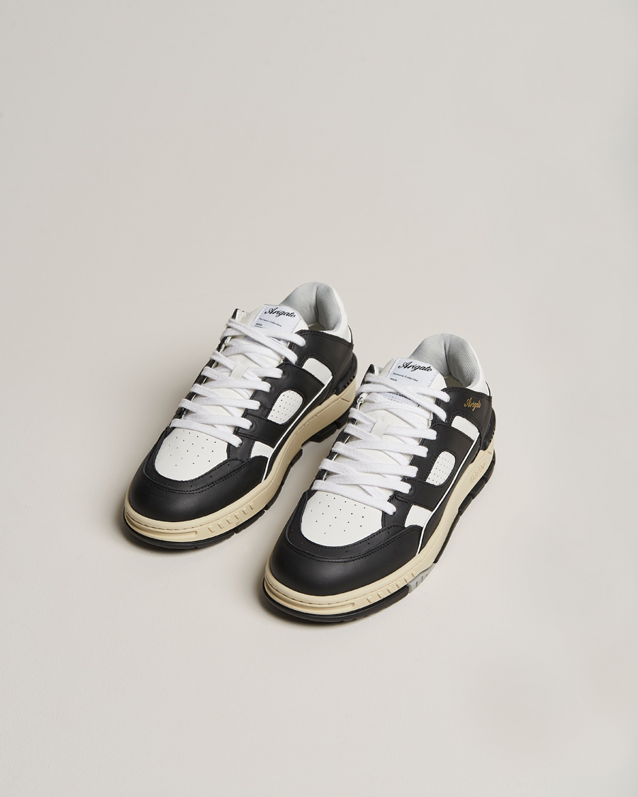 Herr |  | Axel Arigato | Area Lo Sneaker Black/White