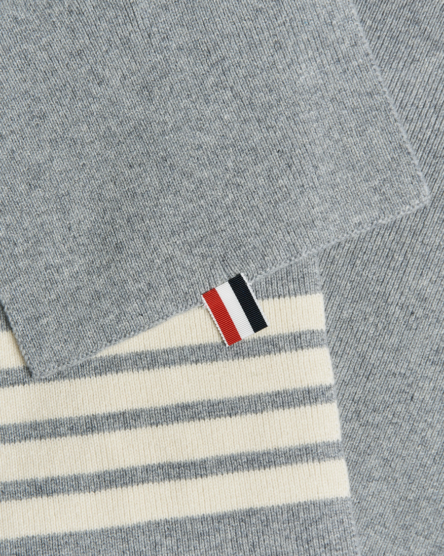 Herren | Thom Browne Full Needle Rib Cashmere Scarf Light Grey | Thom Browne | Full Needle Rib Cashmere Scarf Light Grey