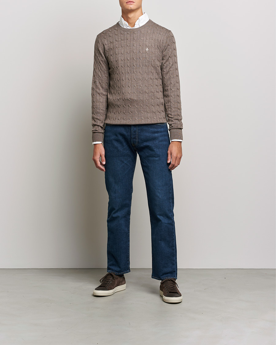 Herren | Pullover | Morris | Merino Cable Crew Neck Light Brown