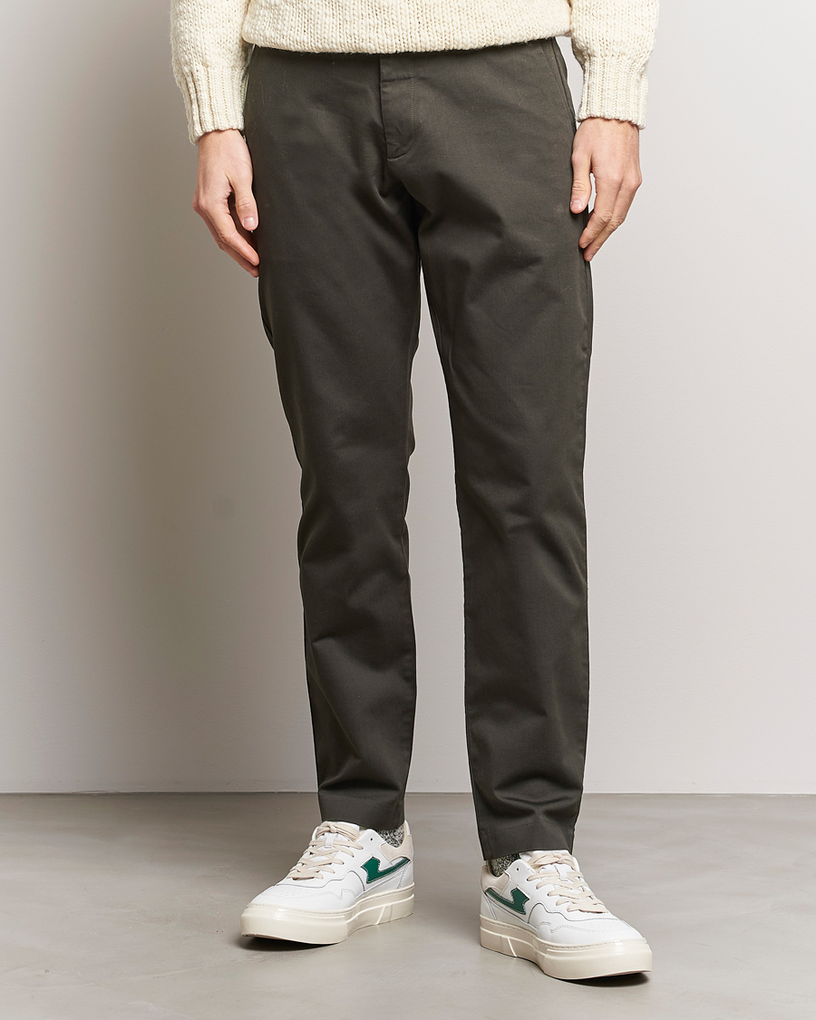 Herren | Chinos | NN07 | Theo Regular Fit Stretch Chinos Dark Army