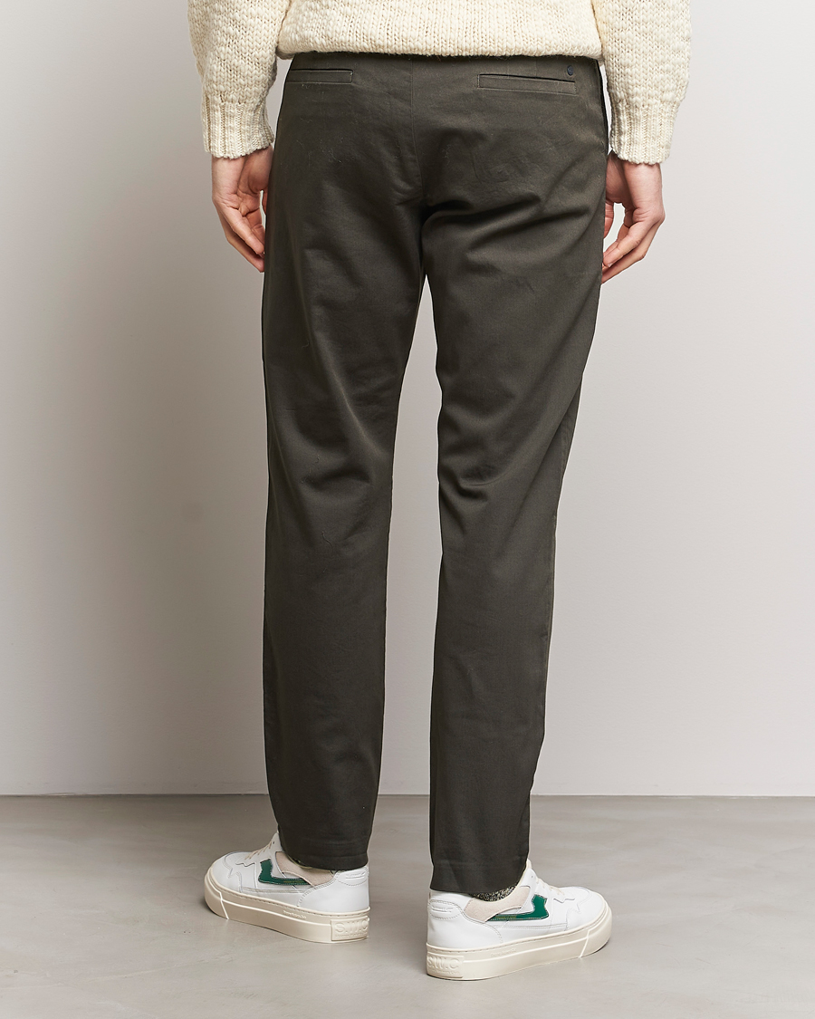 Herren | Hosen | NN07 | Theo Regular Fit Stretch Chinos Dark Army