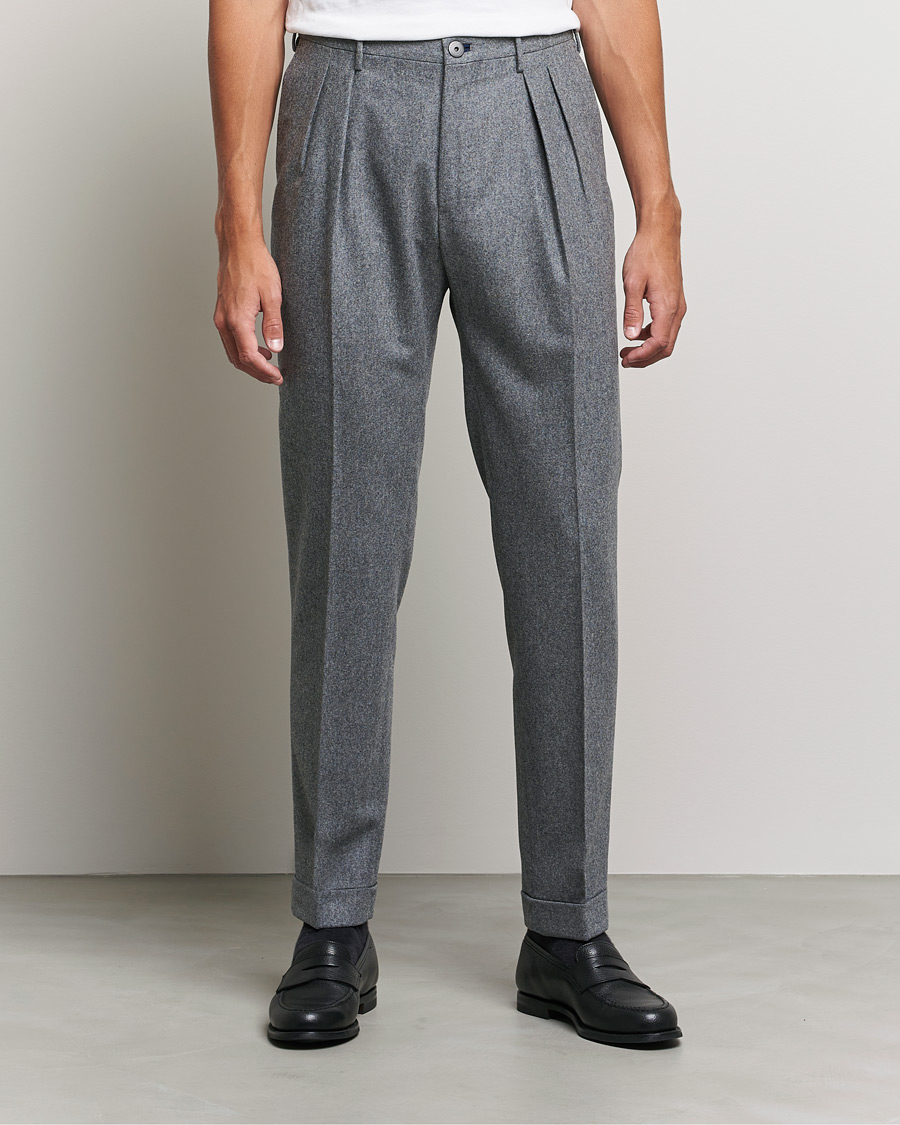 Herren |  | Incotex | Pleated Flannel Trousers Grey Melange