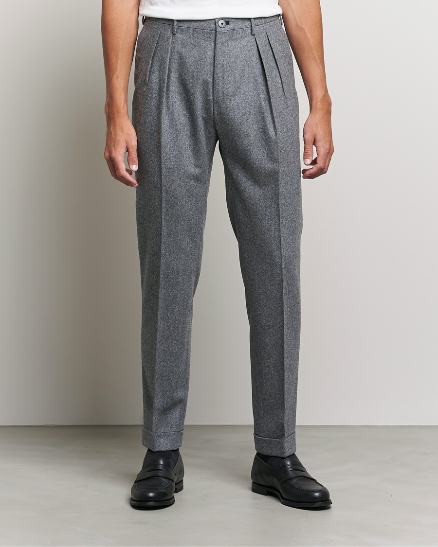 Herren | | Incotex | Pleated Flannel Trousers Grey Melange