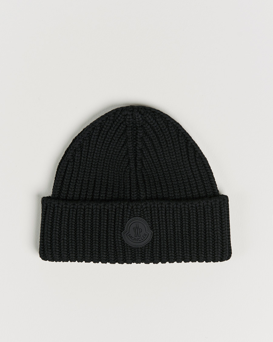 Herren | Moncler Tonal Logo Beanie Black | Moncler | Tonal Logo Beanie Black