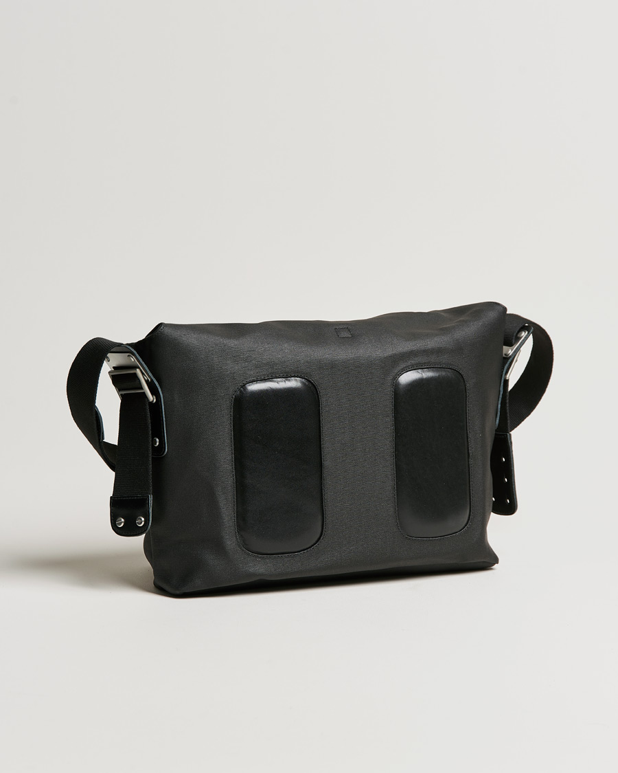 Herren |  | Brooks England | Barbican Cotton Canvas 13L Shoulder Bag Black