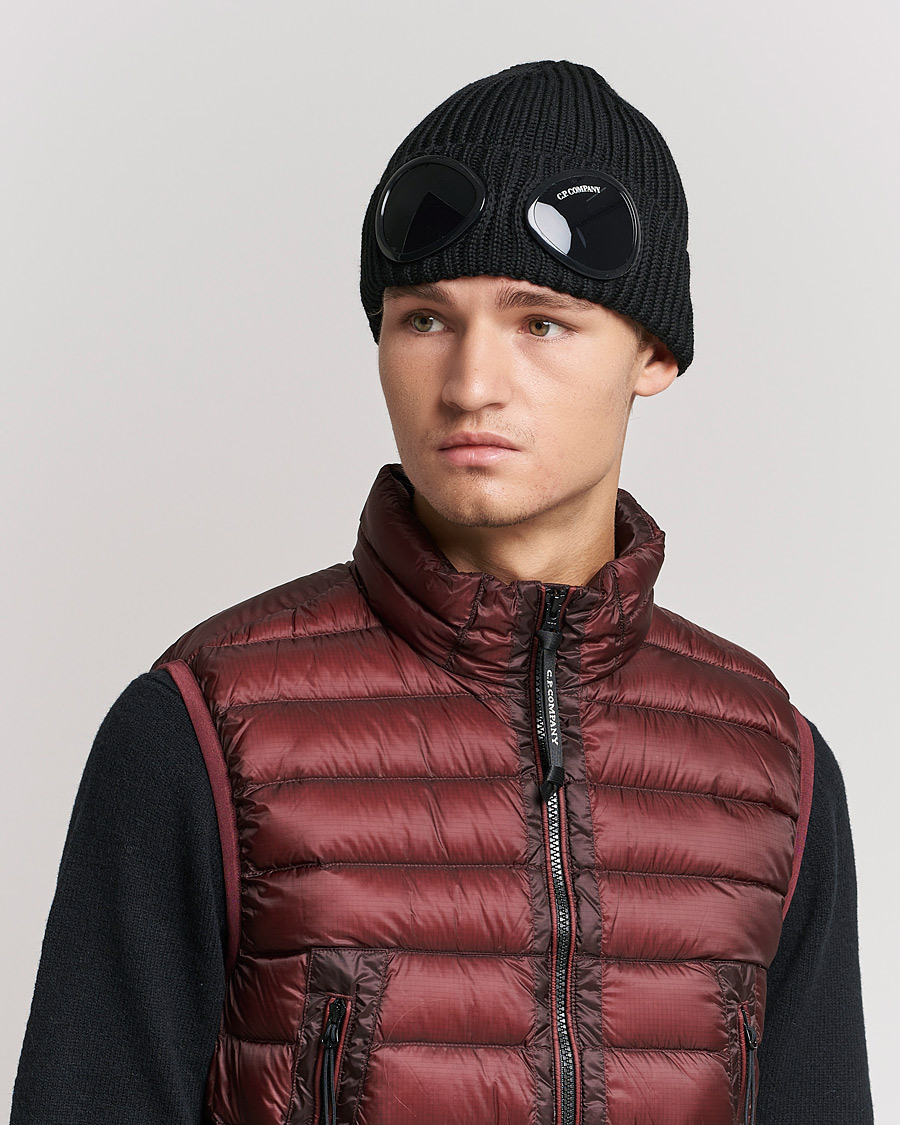 Herren | C.P. Company Knitted Merino Goggle Beanie Black | C.P. Company | Knitted Merino Goggle Beanie Black