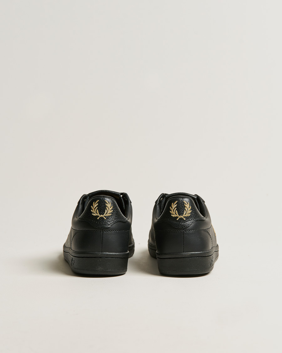 Herren | Fred Perry B721 Leather Tab Sneaker Black Gold | Fred Perry | B721 Leather Tab Sneaker Black Gold