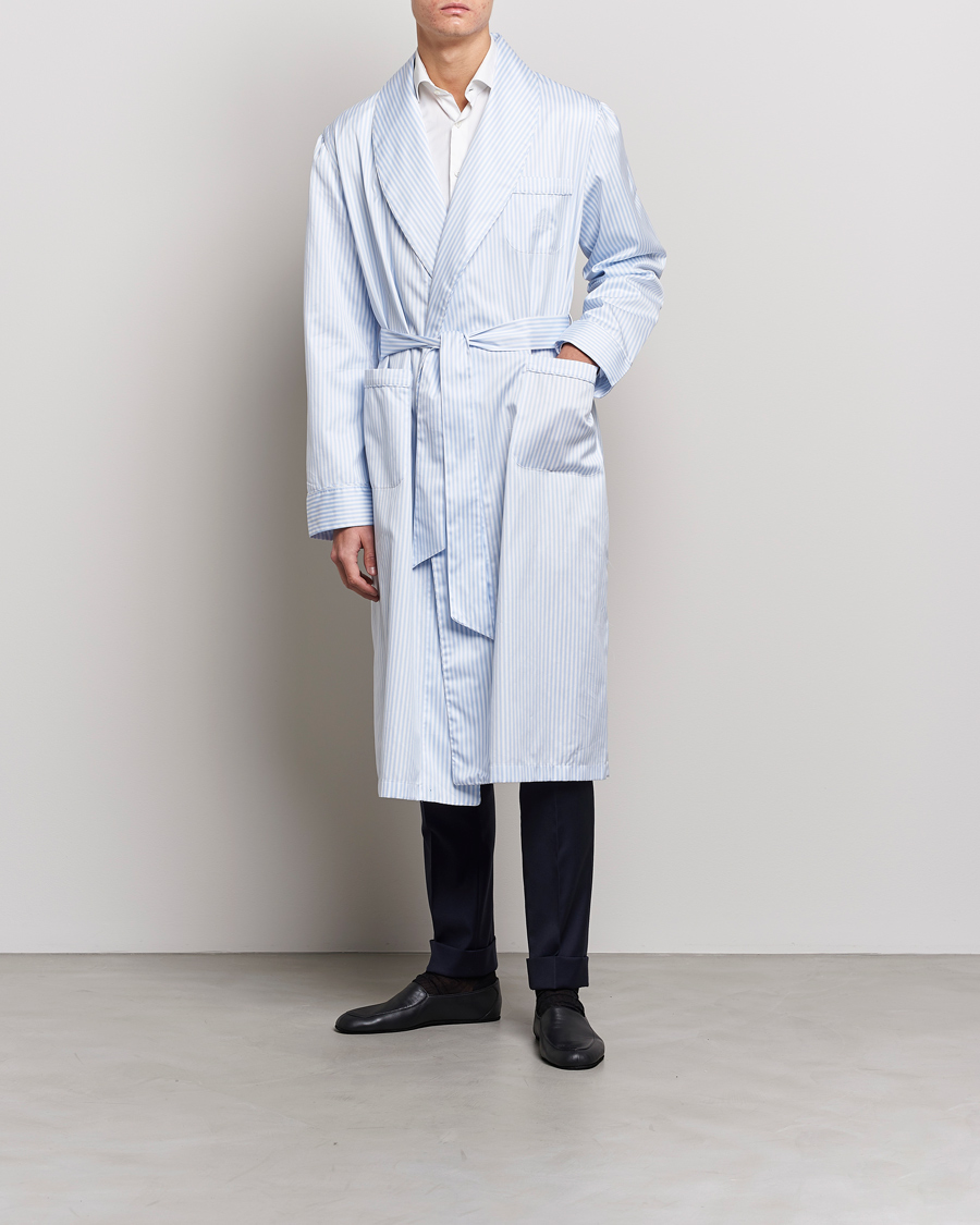 Herren | Schlafanzüge & Bademäntel | Finamore Napoli | Levante Popeline Robe Light Blue Stripe