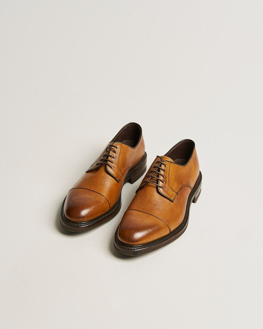 Herren | Loake 1880 Ampleforth Burnished Grain Toe-Cap Derby Chestnut | Loake 1880 | Ampleforth Burnished Grain Toe-Cap Derby Chestnut