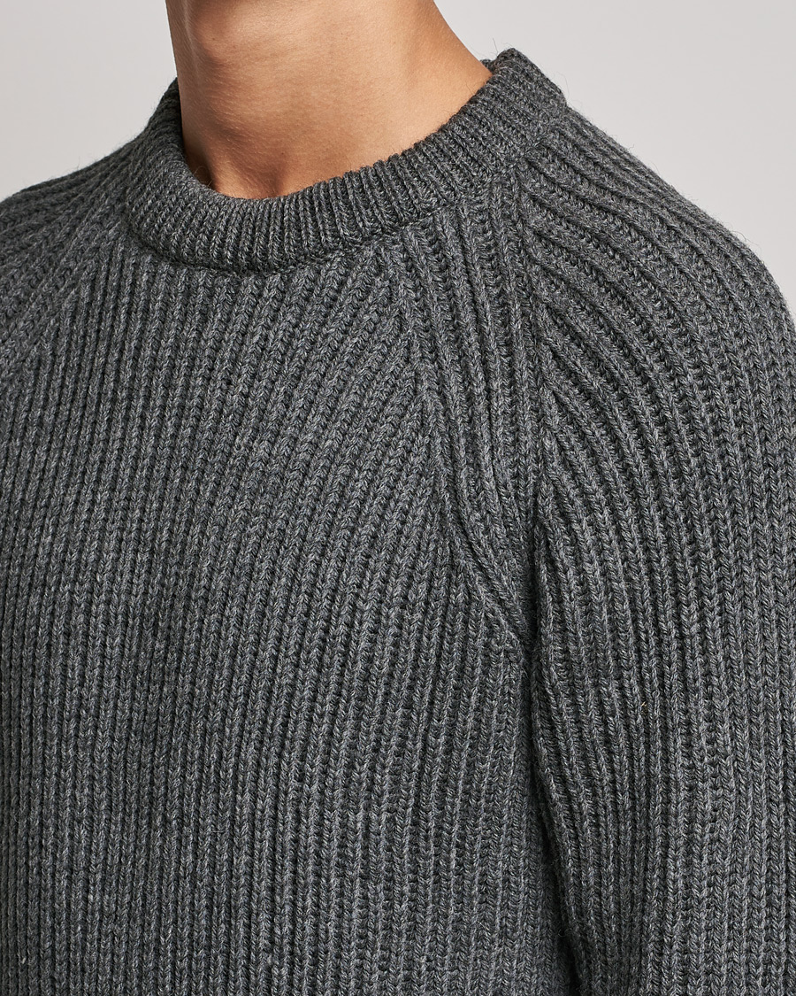 Herren | Pullover | Gloverall | Fisherman Rib Chunky Wool Crew Neck Grey