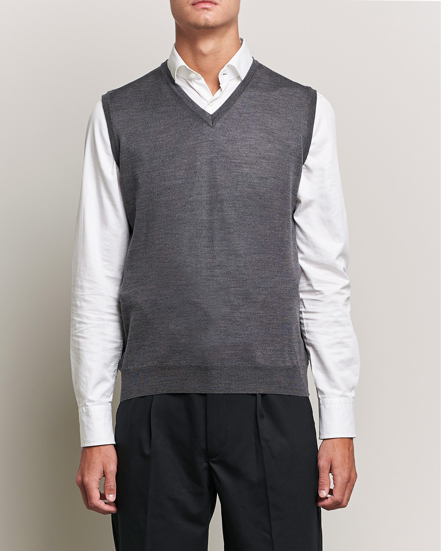 Herren | Pullover | Oscar Jacobson | Roger Extrafine Merino Vest Grey
