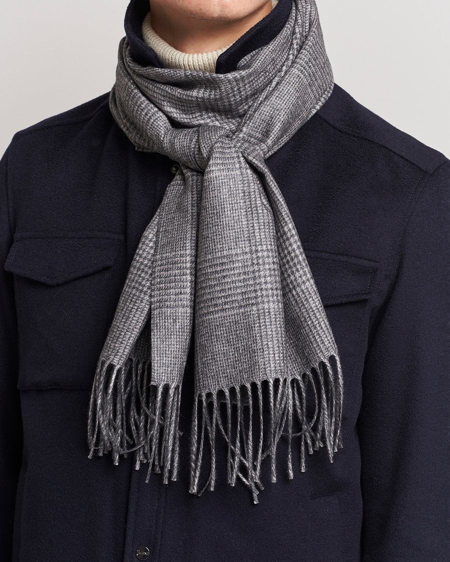 Herren | Piacenza Cashmere Cashmere/Silk Glencheck Scarf Light Grey | Piacenza Cashmere | Cashmere/Silk Glencheck Scarf Light Grey