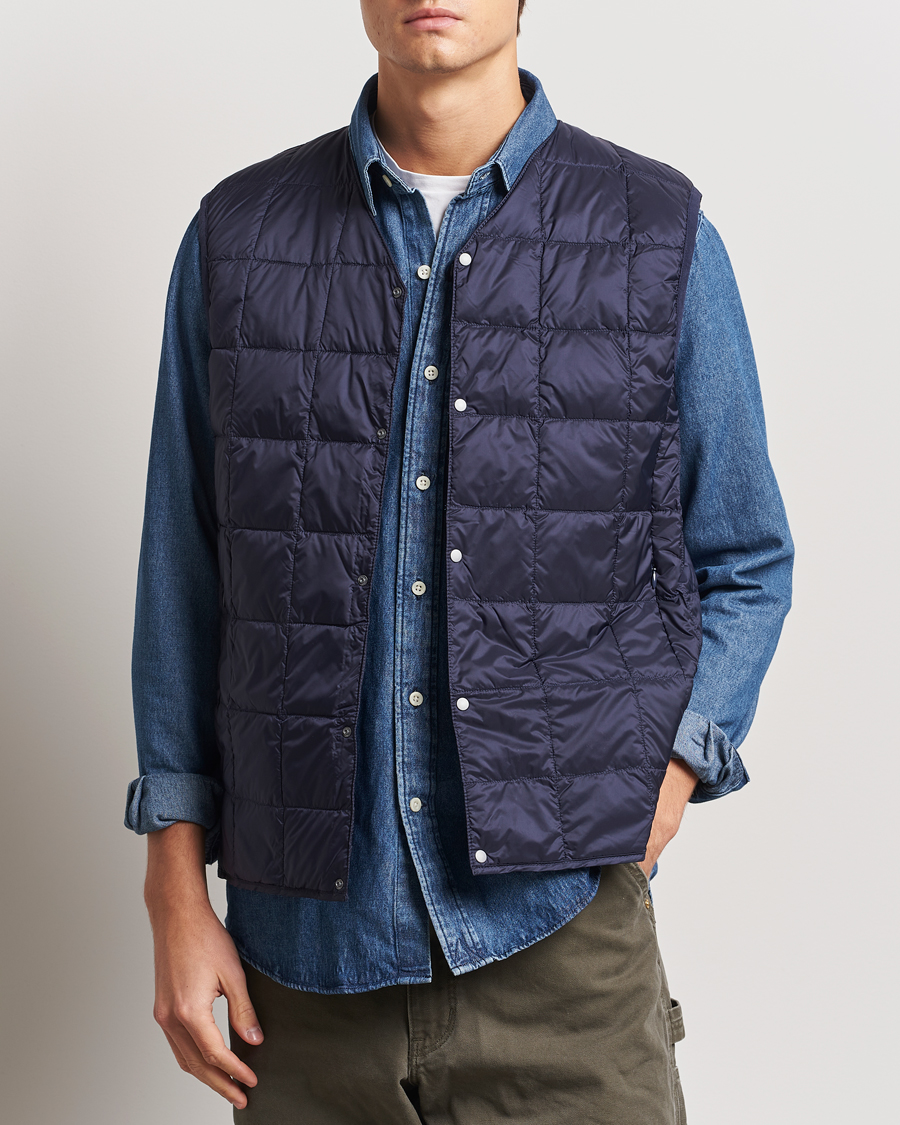 Herren |  | TAION | V-Neck Lightweight Down Vest Navy