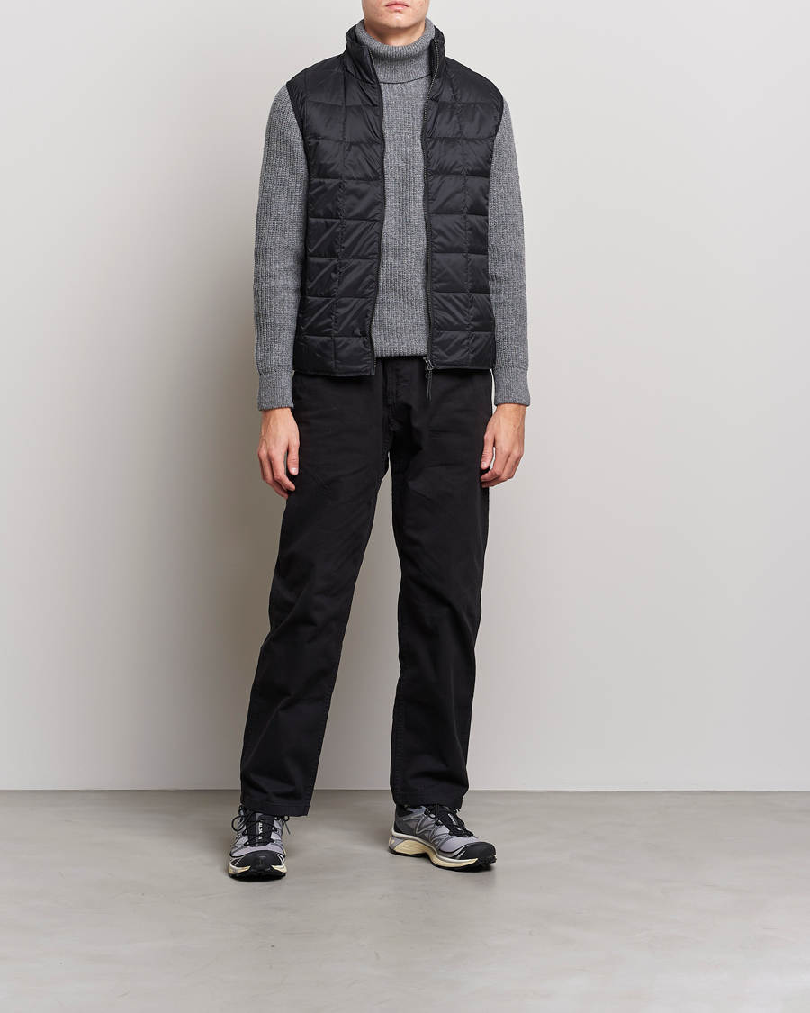 Herren | Jacken | TAION | High Neck Full Zip Lightweight Down Vest Black