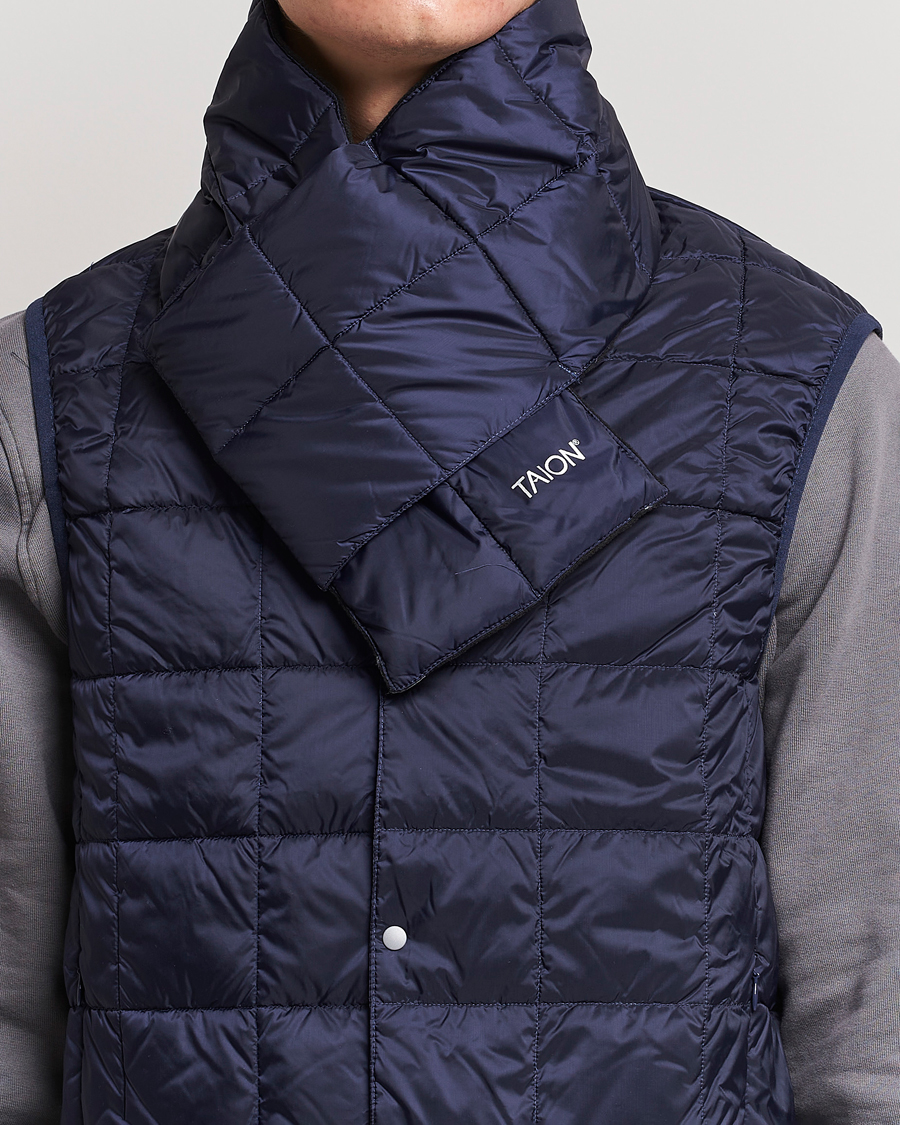 Herren | TAION Basic Down Scarf Navy | TAION | Basic Down Scarf Navy
