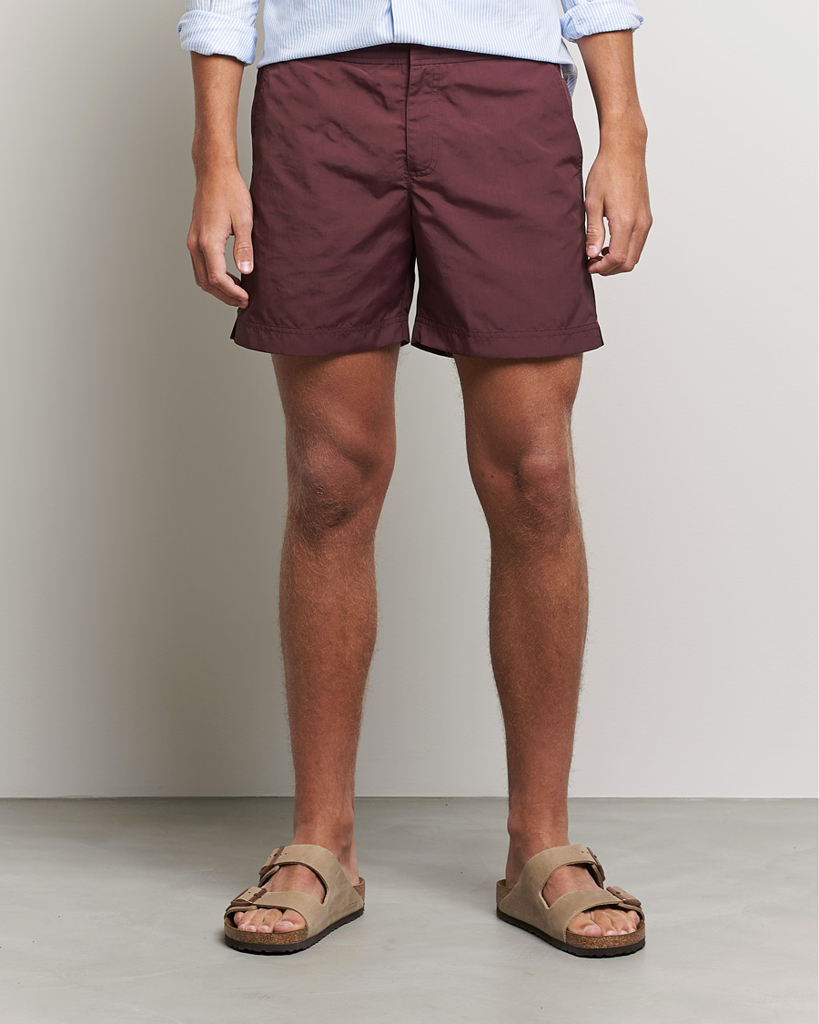 Herren | Badehosen | Orlebar Brown | Bulldog II Medium Lenght Swim Shorts Damson