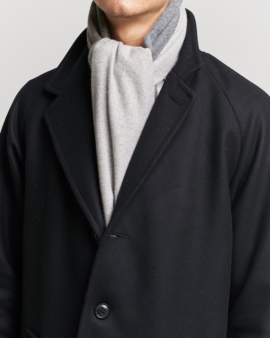 Herren | | Begg & Co | Brook Recycled Cashmere/Merino Scarf Natural
