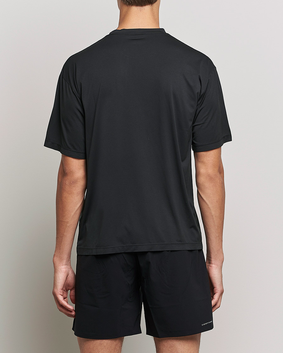 Herren | T-Shirts | Satisfy | AuraLite T-Shirt Black