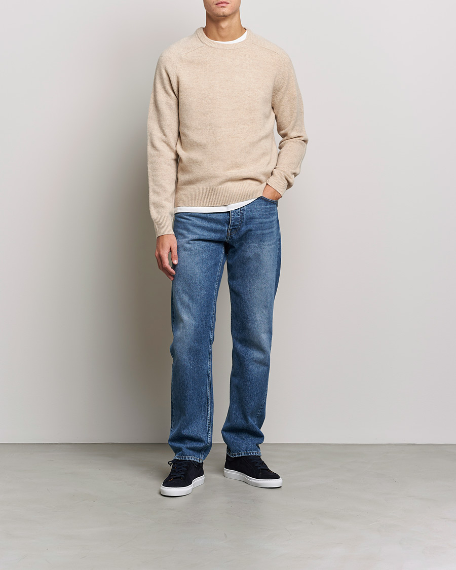 Herren | Pullover | A Day's March | Brodick Lambswool Sweater Sand Melange