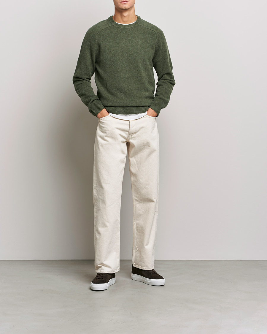 Herren | A Day's March | A Day's March | Brodick Lambswool Sweater Olive