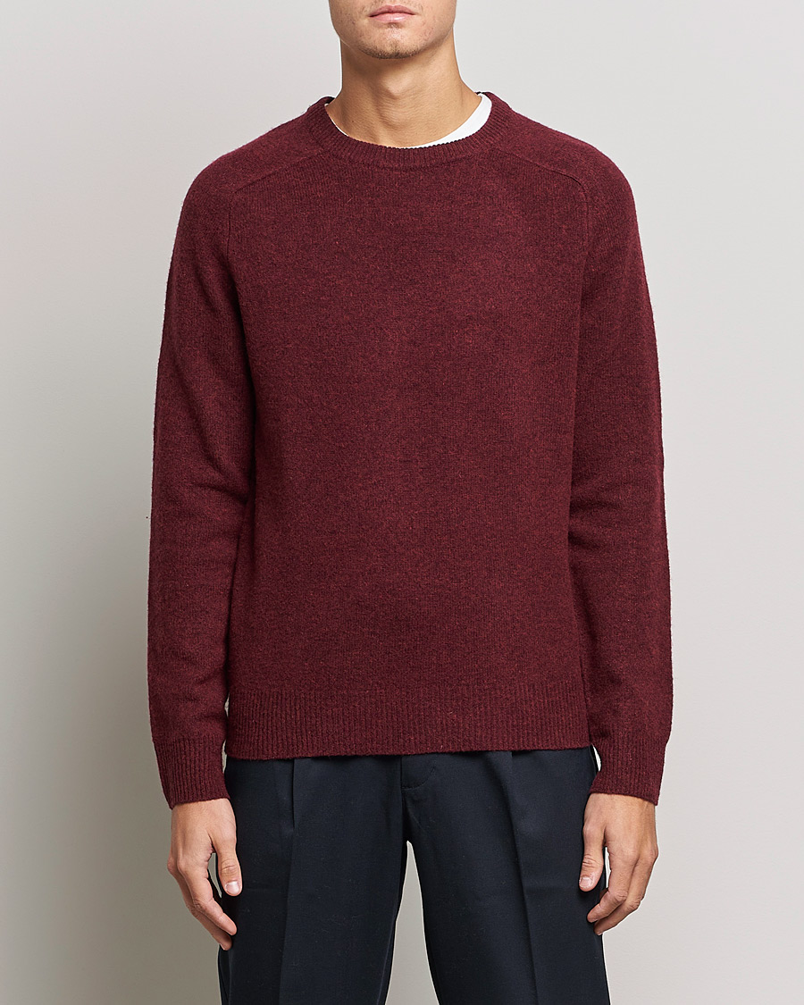 Herren | Strickpullover | A Day's March | Brodick Lambswool Sweater Wine