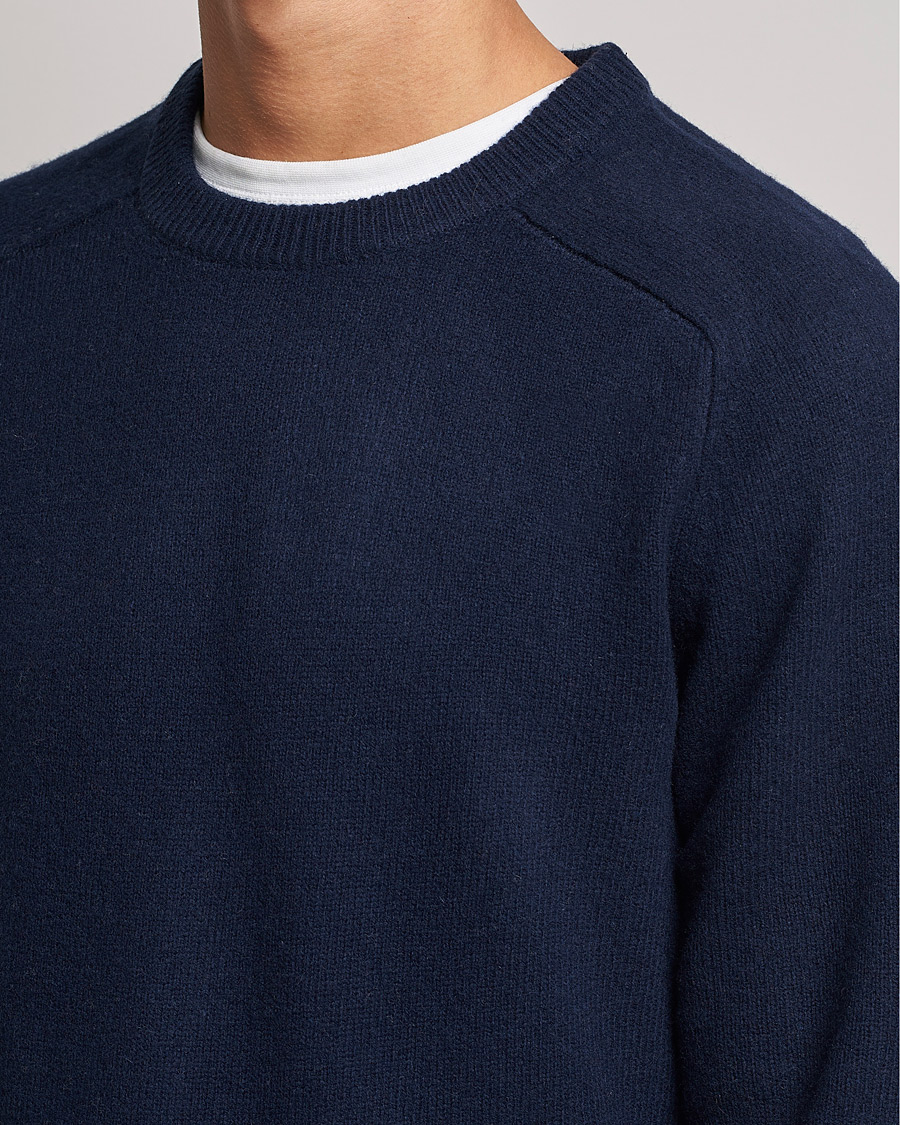 Herren | Pullover | A Day's March | Brodick Lambswool Sweater Navy