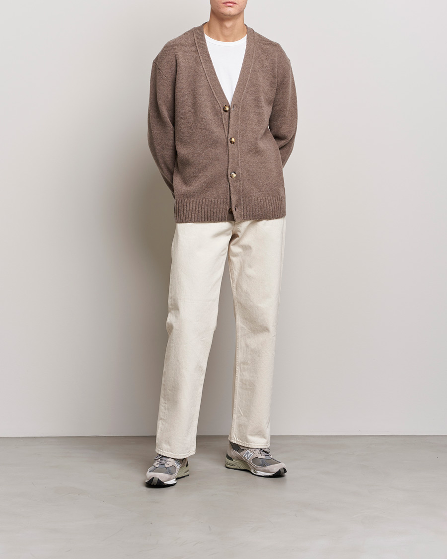 Herren | Pullover | A Day's March | Snag Lambswool Cardigan Taupe Melange