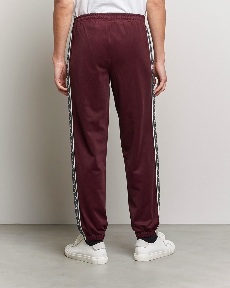 Herren | Hosen | Fred Perry | Taped Track Pants Oxblood
