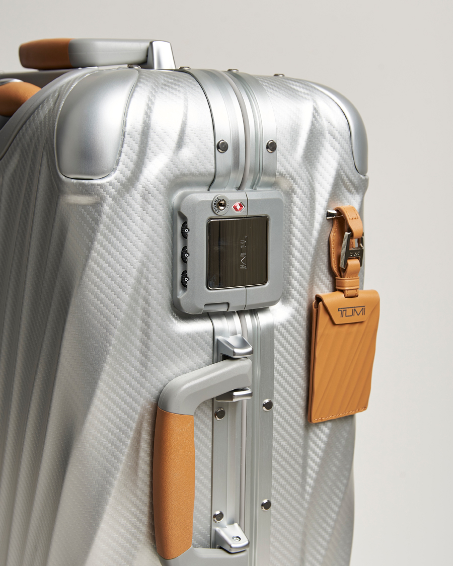Aluminum carry on online