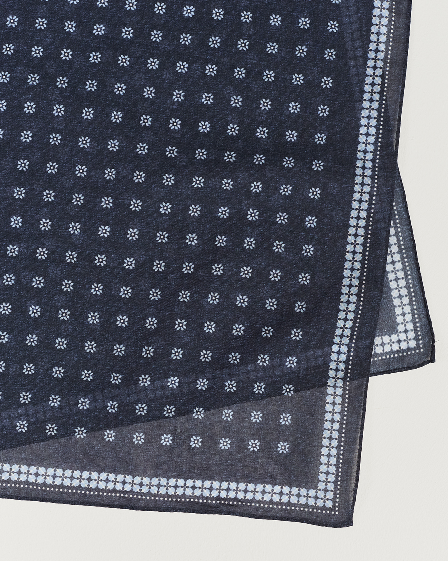 Herren | Amanda Christensen Cotton Voilé Printed Flower Bandana Navy | Amanda Christensen | Cotton Voilé Printed Flower Bandana Navy
