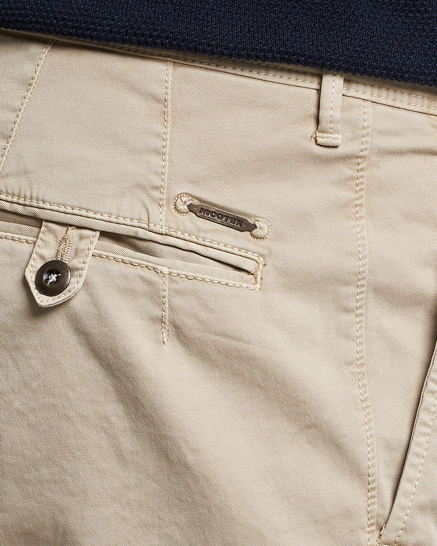 Herren | Hosen | Incotex | Tapered Fit Pleated Slacks Beige