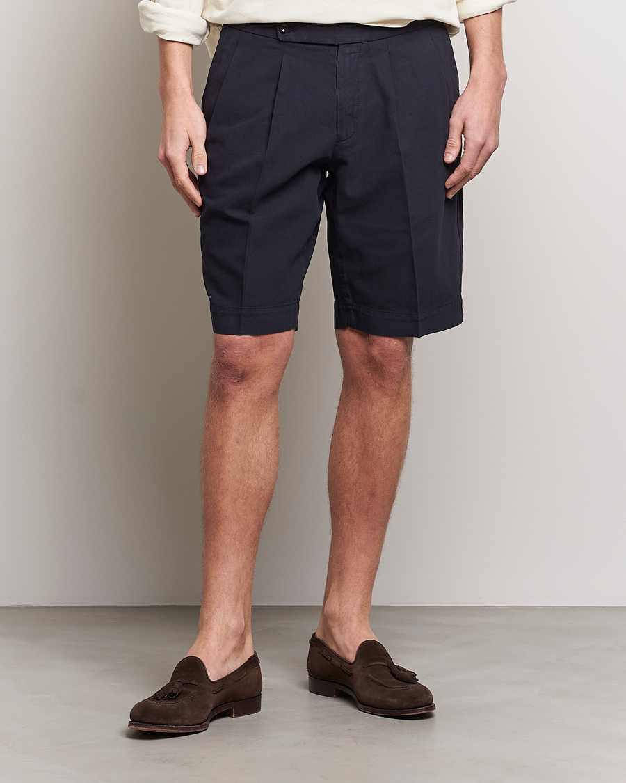 Herren |  | Incotex | Pleated Chinolino Shorts Navy