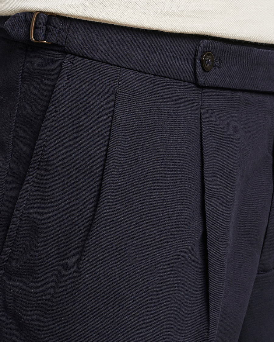 Herren | Shorts | Incotex | Pleated Chinolino Shorts Navy