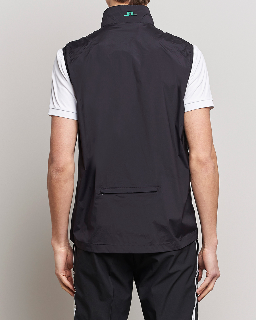 Herren | Westen | J.Lindeberg | Ash Light Packable Vest Rain Forest