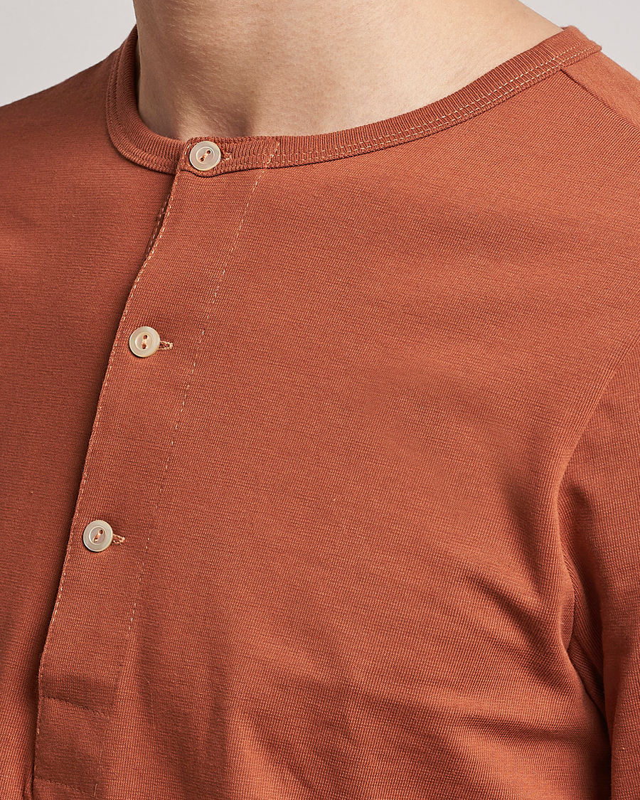 Herren | Pullover | Merz b. Schwanen | Classic Organic Cotton Henley Sweater Sierra Red