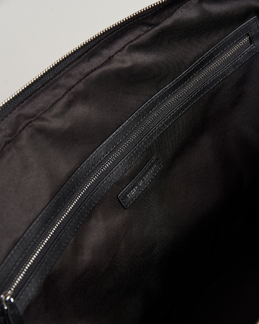 Herren | Tiger of Sweden Bays Recycled Polyester Computer Bag Black | Tiger of Sweden | Bays Recycled Polyester Computer Bag Black