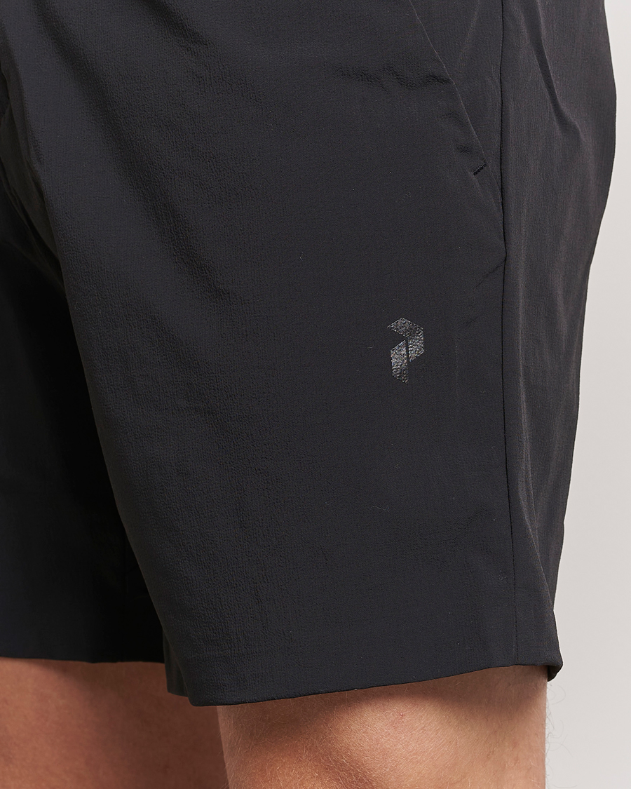 Herren | Shorts | Peak Performance | Vislight Light Shorts Off Black